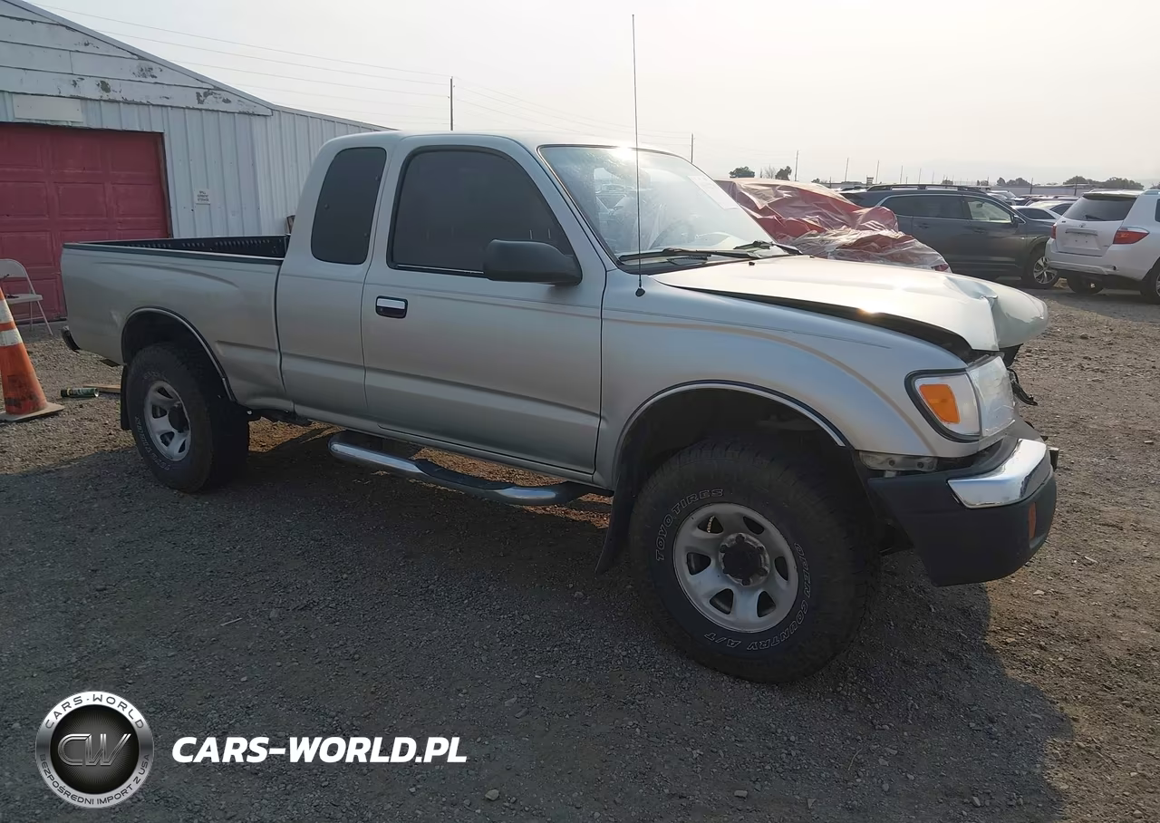 TOYOTA TACOMA