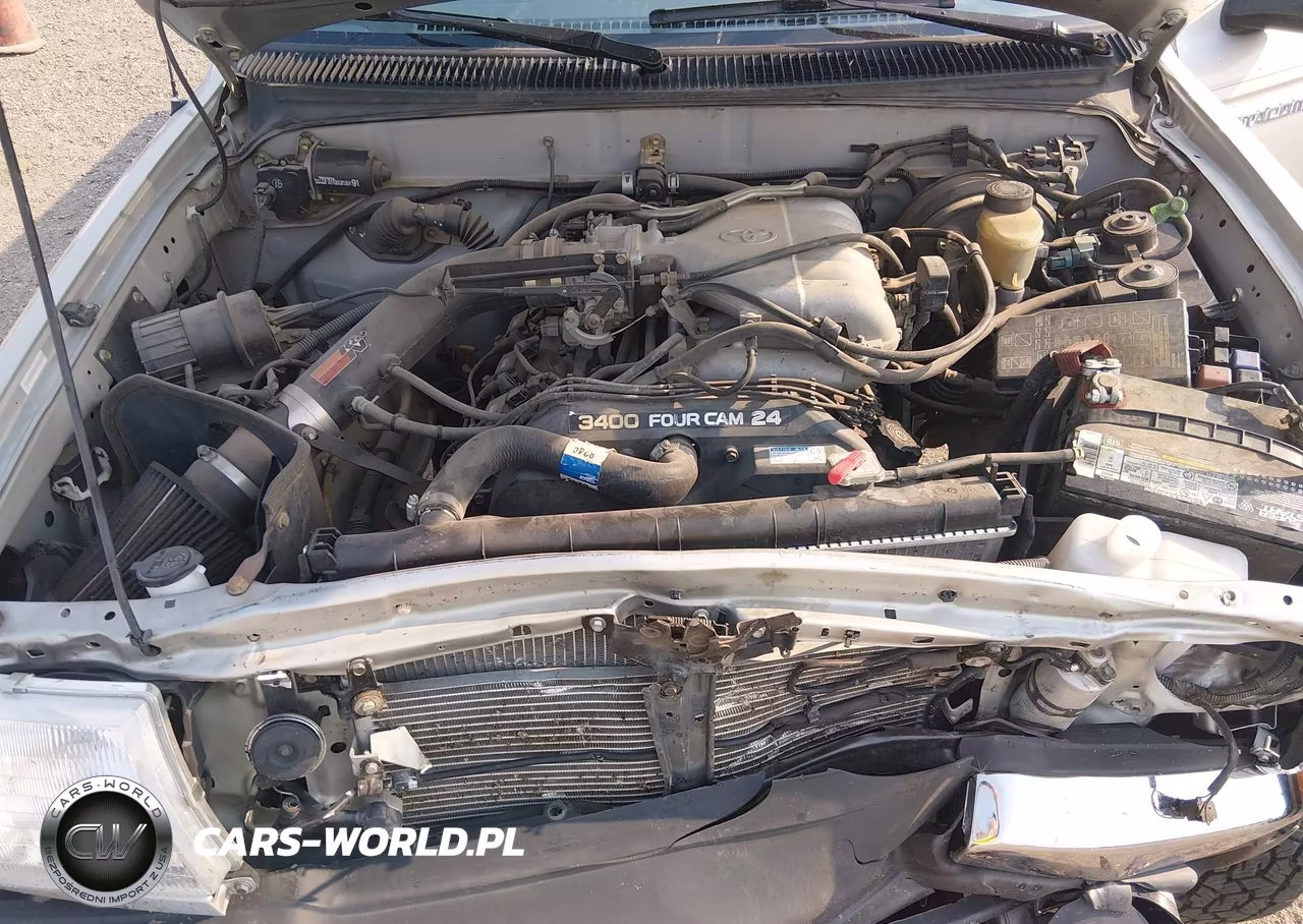 TOYOTA TACOMA VIN:4TASN92N1YZ620740 - 10