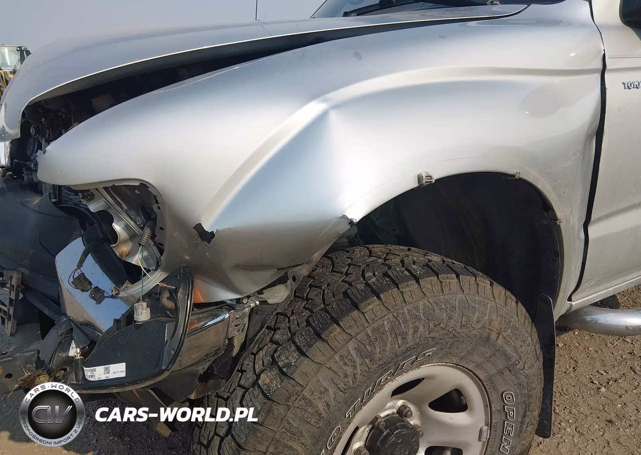 TOYOTA TACOMA VIN:4TASN92N1YZ620740 - 6