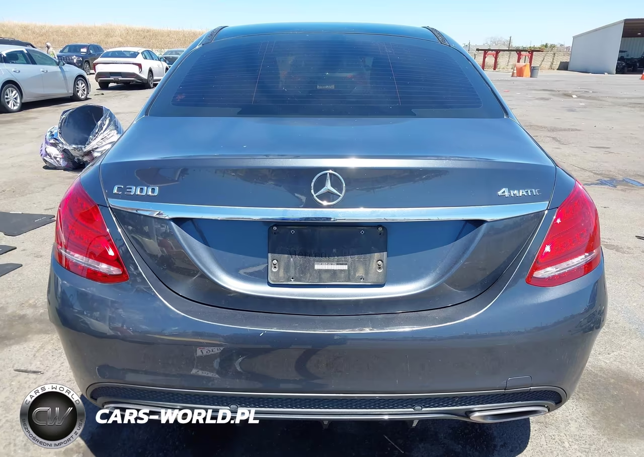 2015 Mercedes-Benz C 300 Sport 4Matic VIN:55SWF4KB3FU021996 - 17