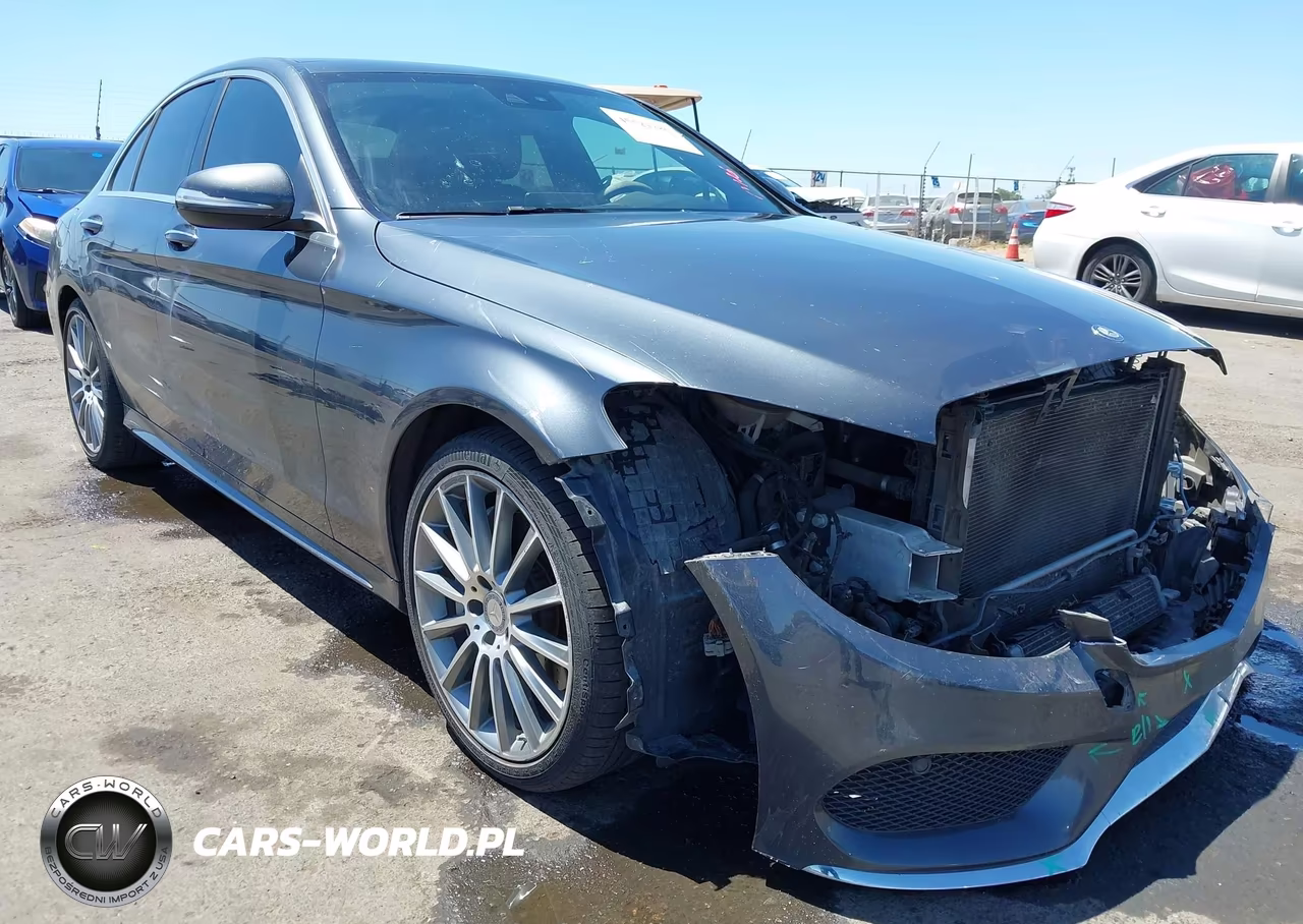 2015 Mercedes-Benz C 300 Sport 4Matic VIN:55SWF4KB3FU021996 - 18