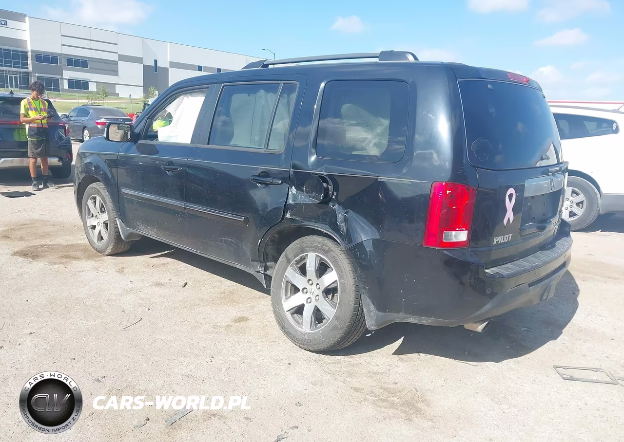 2013 Honda Pilot Touring VIN:5FNYF4H97DB018711 - 3