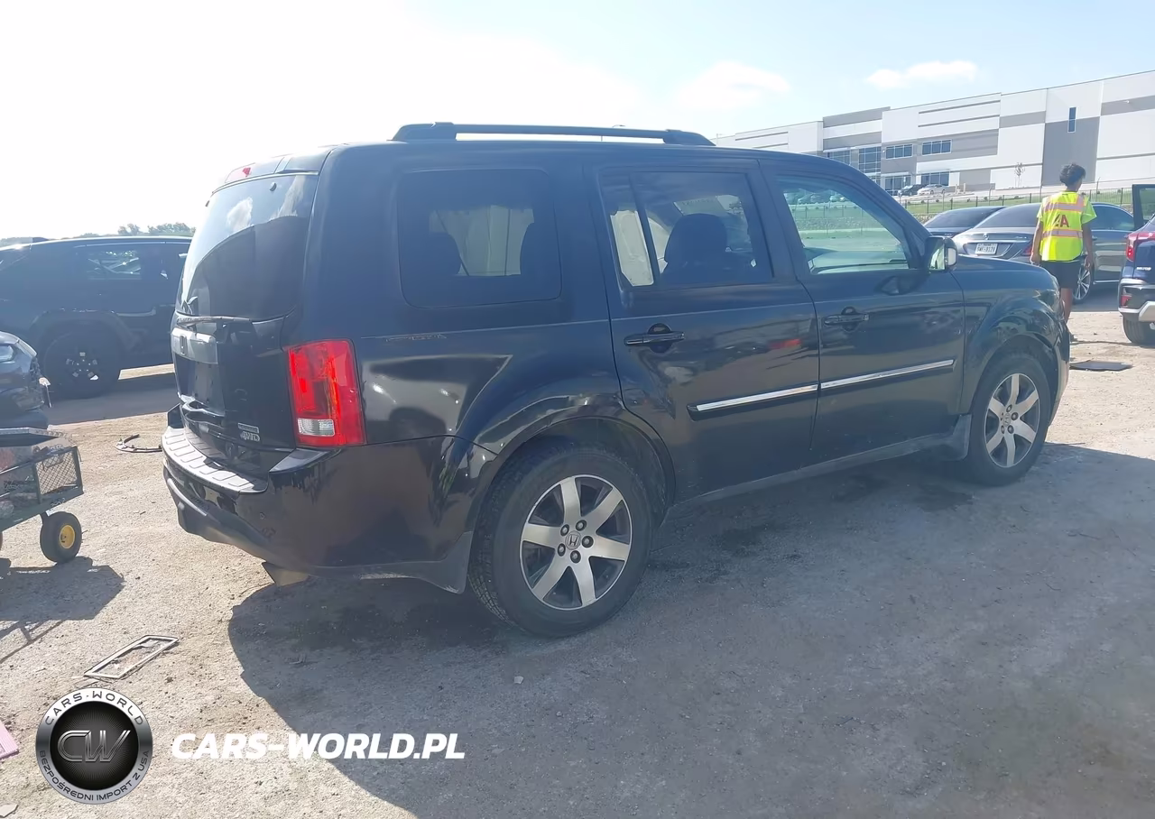 2013 Honda Pilot Touring VIN:5FNYF4H97DB018711 - 4