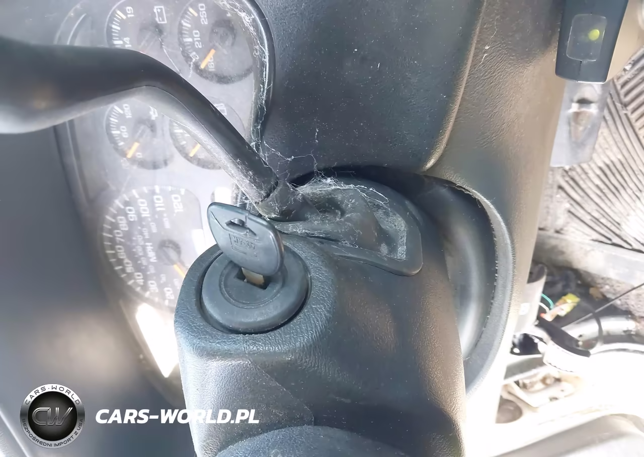 2005 Chevrolet Silverado 3500 Work Truck VIN:1GCJK33225F931133 - 11