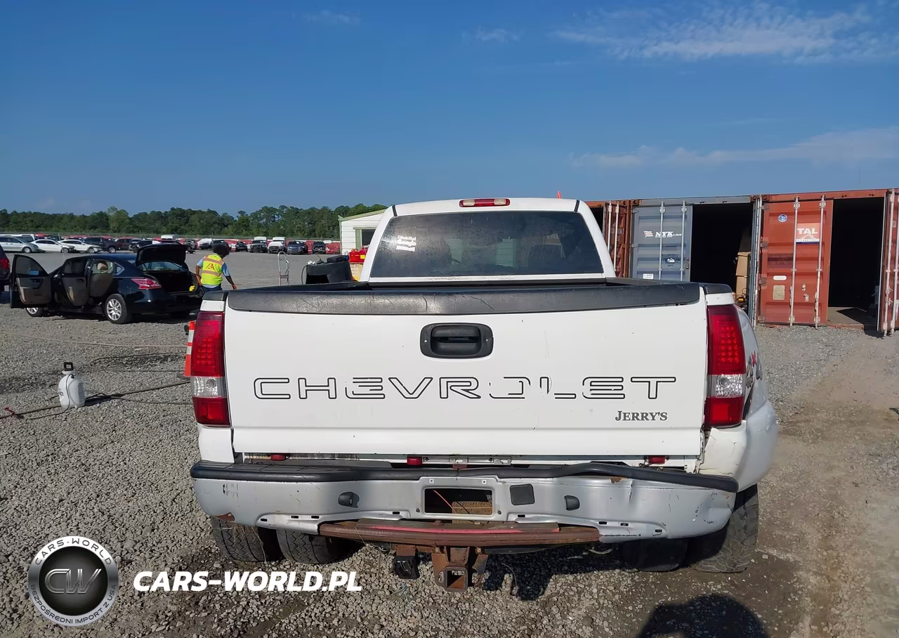 2005 Chevrolet Silverado 3500 Work Truck VIN:1GCJK33225F931133 - 16