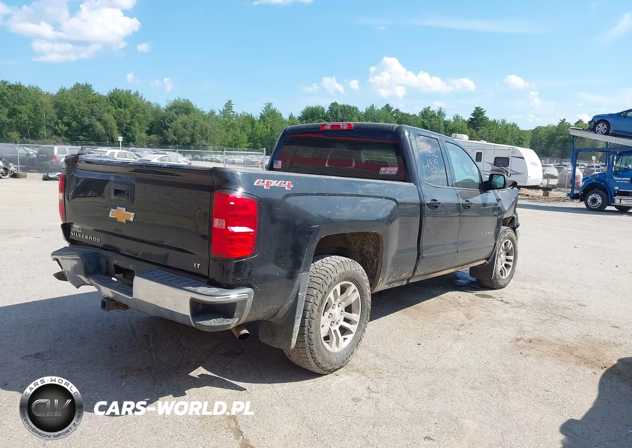 2017 Chevrolet Silverado 1500 Lt VIN:1GCVKREC8HZ246776 - 4