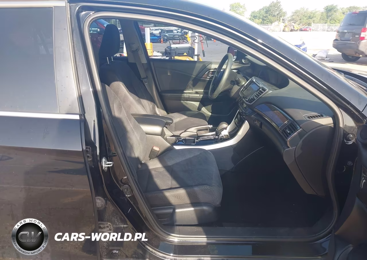 2017 Honda Accord Ex VIN:1HGCR2F70HA266256 - 5