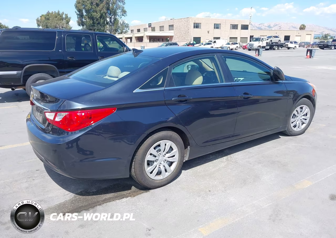 2012 Hyundai Sonata Gls VIN:5NPEB4AC4CH309137 - 4