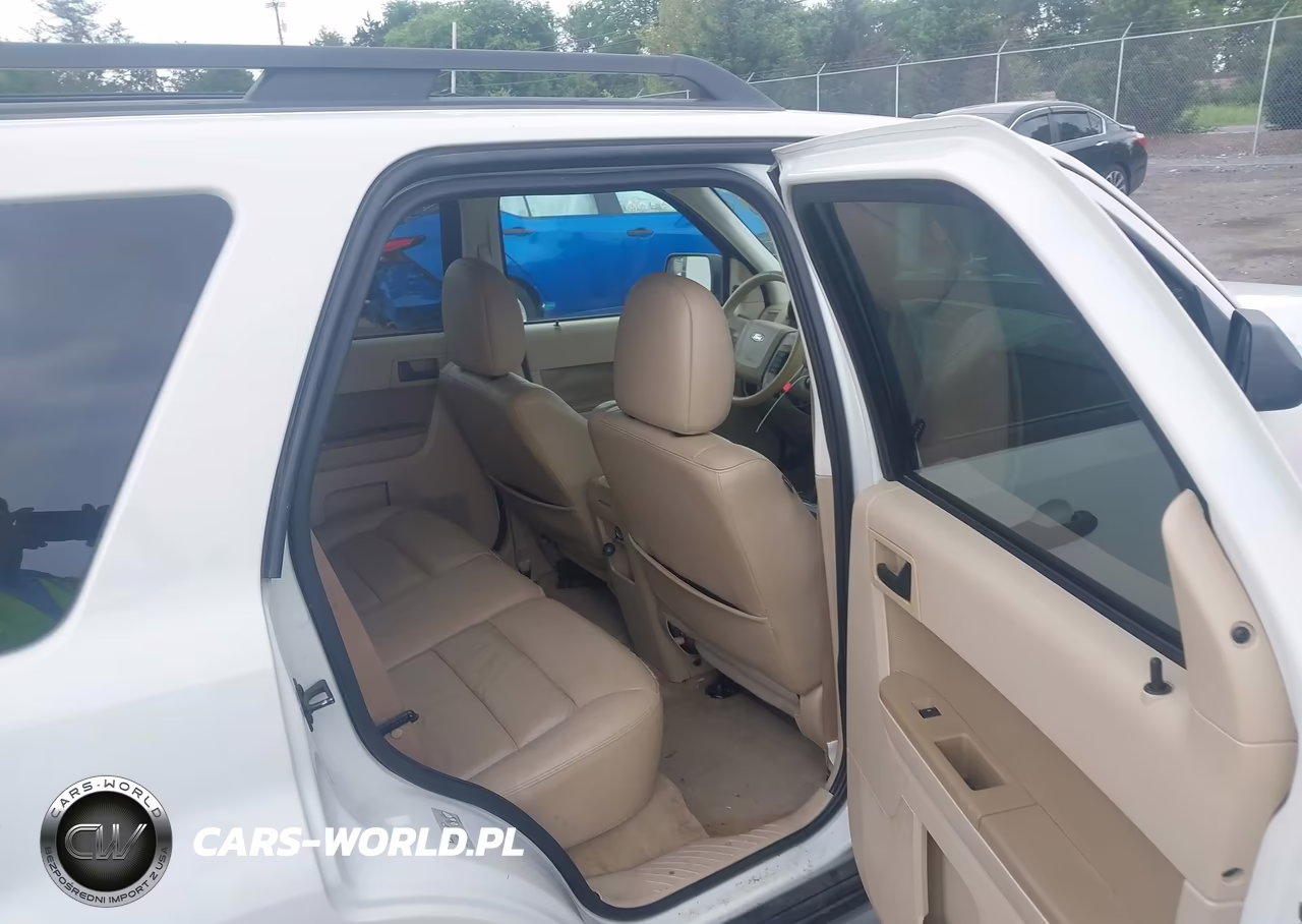 2011 Ford Escape Xlt VIN:1FMCU9DGXBKA60772 - 8