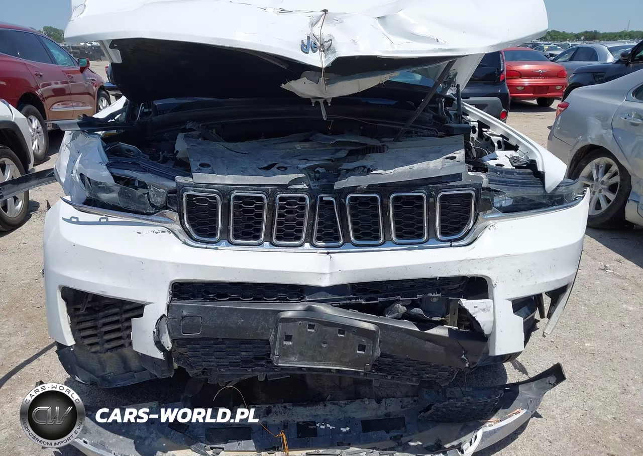2021 Jeep Grand Cherokee L Limited 4X4 VIN:1C4RJKBG1M8105860 - 12