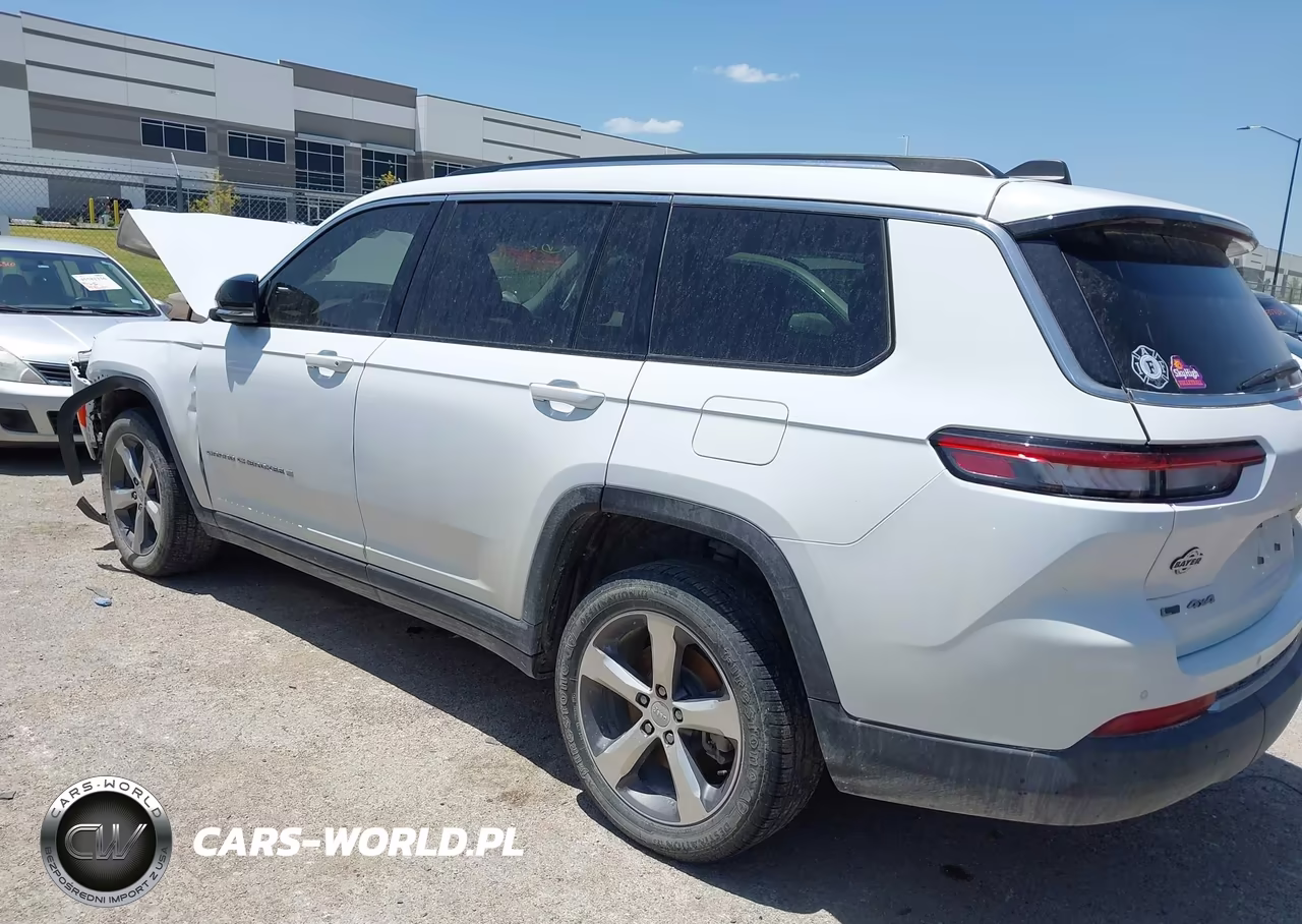 2021 Jeep Grand Cherokee L Limited 4X4 VIN:1C4RJKBG1M8105860 - 3