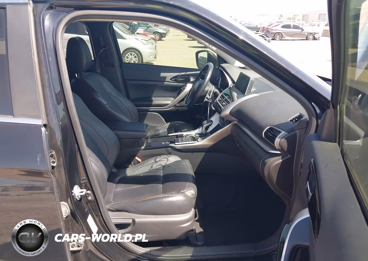 2018 Mitsubishi Eclipse Cross Sel VIN:JA4AT5AA9JZ048040 - 5