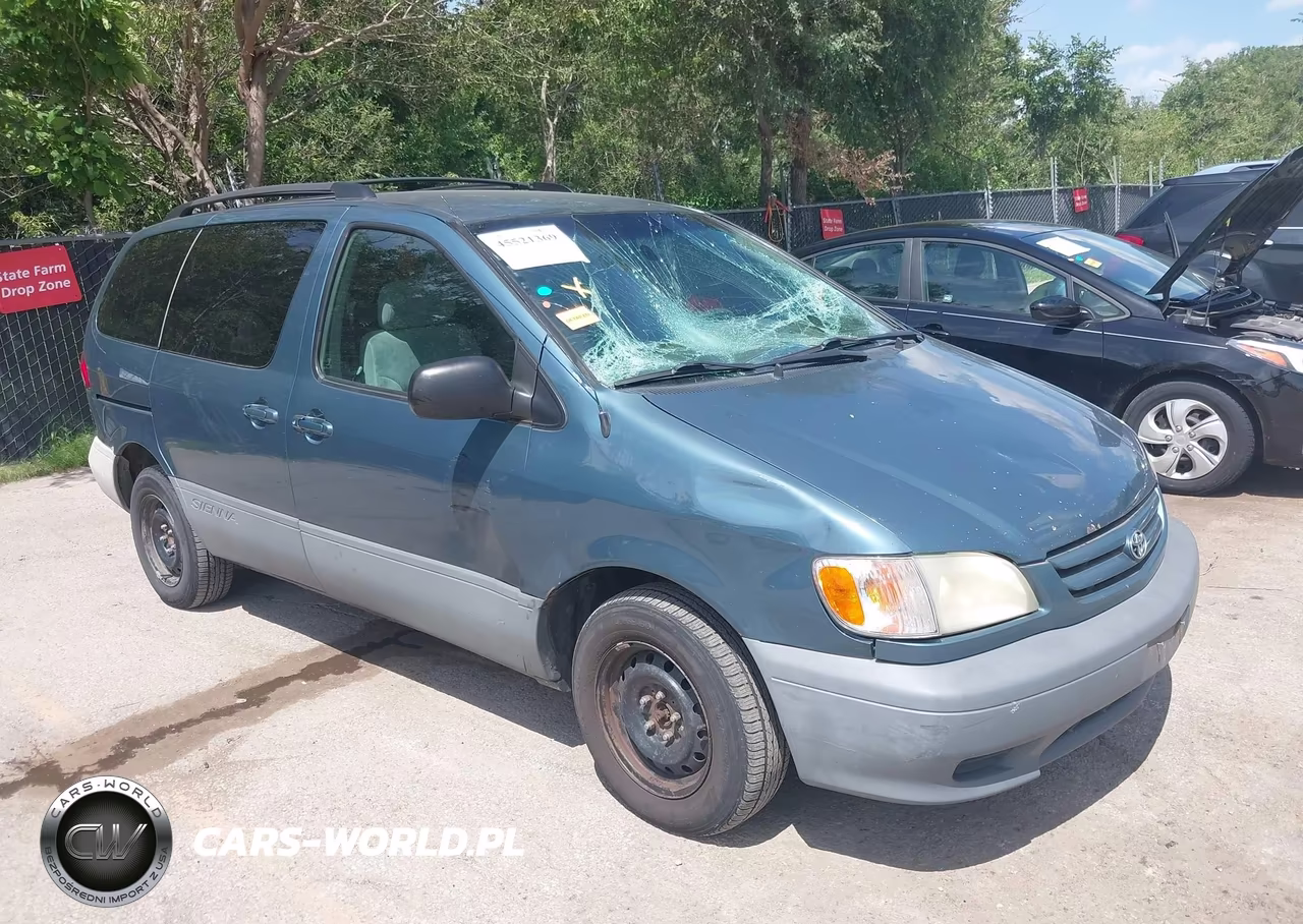 2003 Toyota Sienna Le