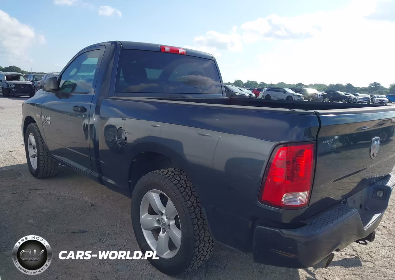 2013 Ram 1500 Express VIN:3C6JR6AT6DG586587 - 3