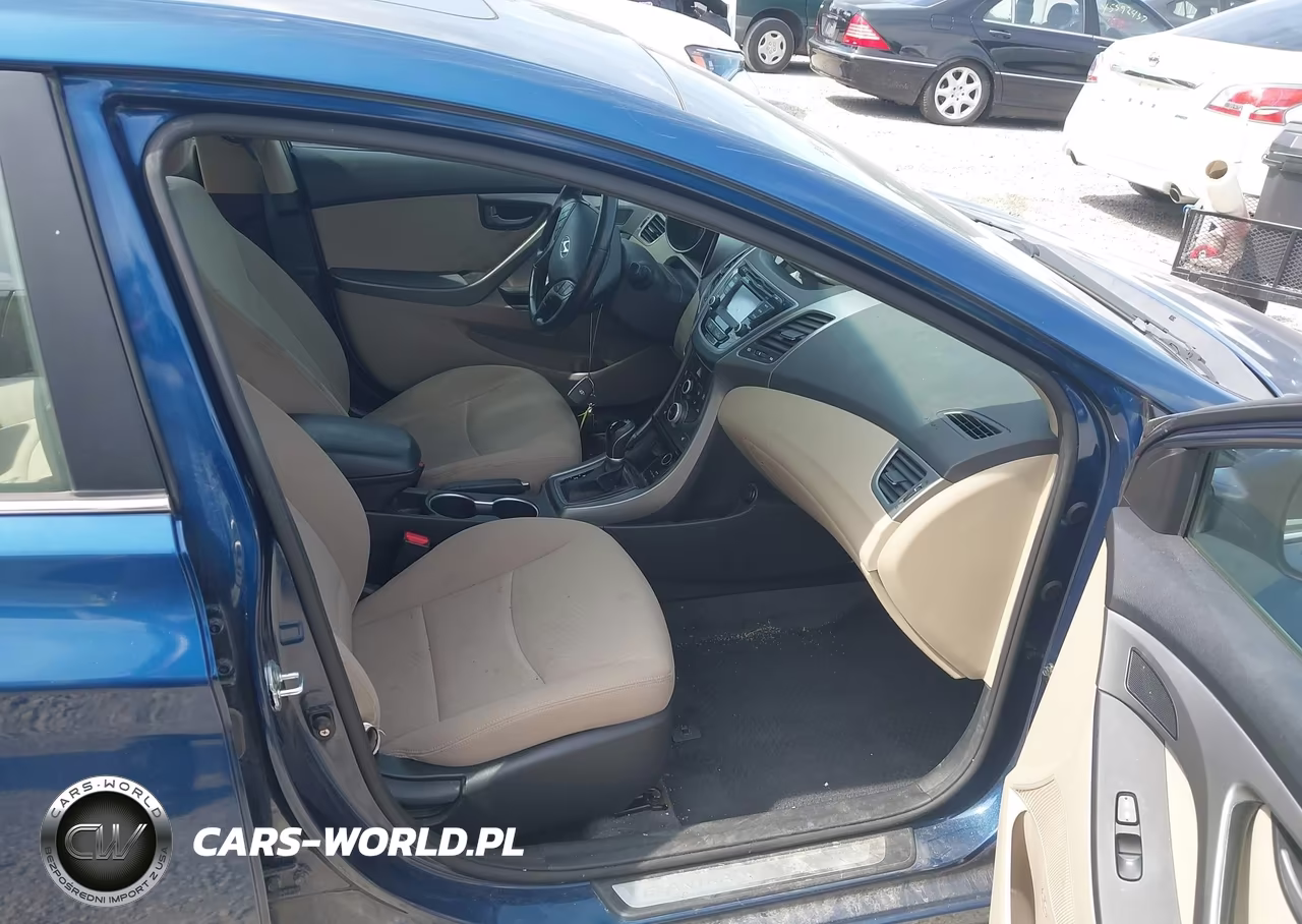 2016 Hyundai Elantra Value Edition VIN:KMHDH4AE0GU603072 - 5