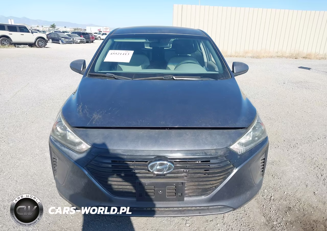 2018 Hyundai Ioniq Hybrid Blue VIN:KMHC65LC4JU066250 - 12