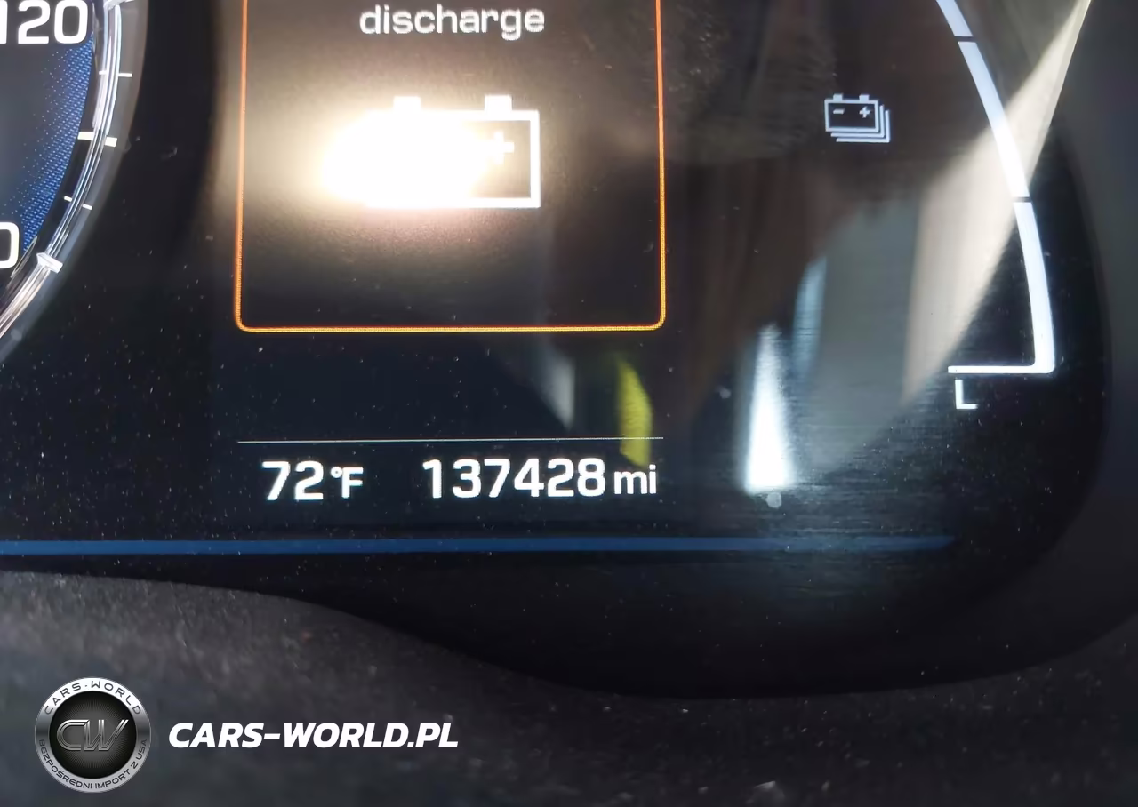2018 Hyundai Ioniq Hybrid Blue VIN:KMHC65LC4JU066250 - 15