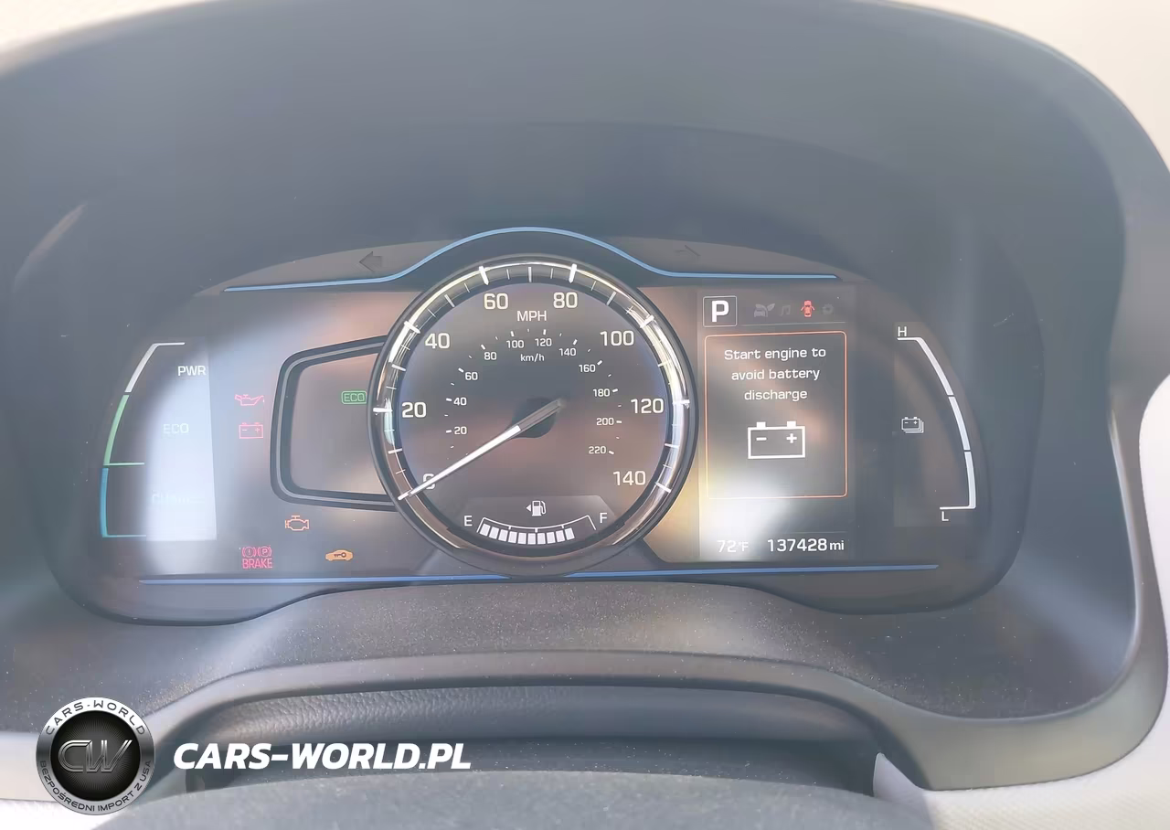 2018 Hyundai Ioniq Hybrid Blue VIN:KMHC65LC4JU066250 - 7