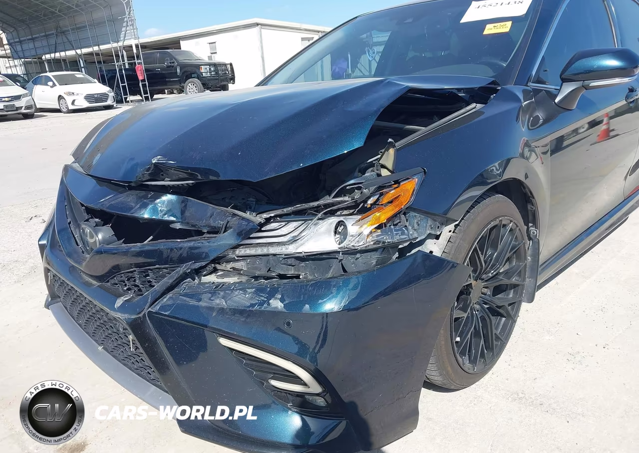 2018 Toyota Camry Xse VIN:4T1B61HK3JU567537 - 6