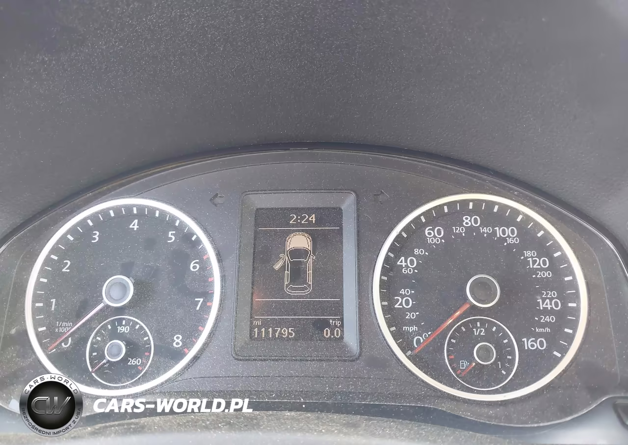 2017 Volkswagen Tiguan 2.0T Wolfsburg Edition VIN:WVGRV7AXXHW504346 - 7