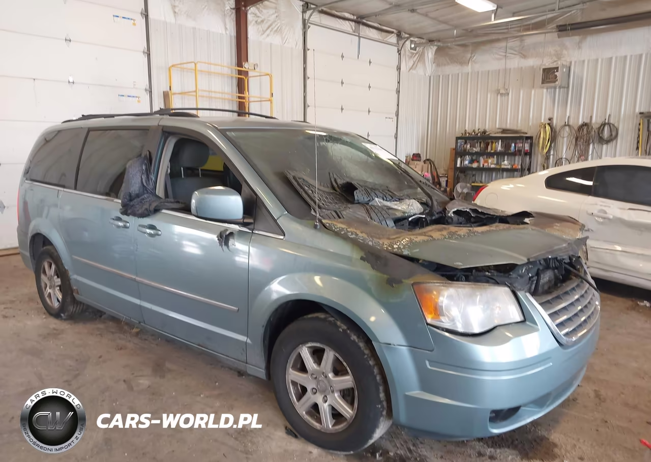 2009 Chrysler Town & Country Touring