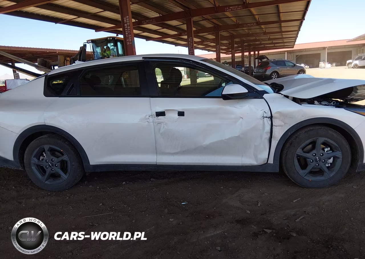 2026 Kia K4 Lxs VIN:3KPFT4DE8TE268336 - 13