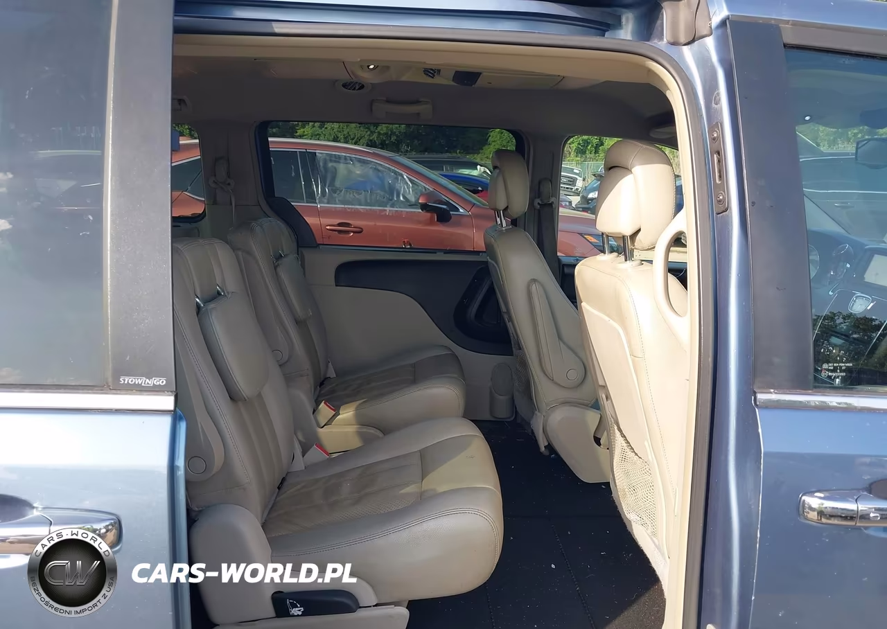 2012 Chrysler Town & Country Touring-L VIN:2C4RC1CG5CR163217 - 8