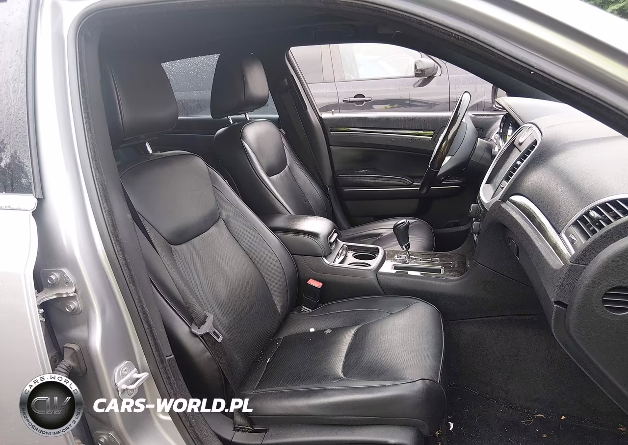 2011 Chrysler 300C VIN:2C3CA6CT1BH523713 - 5