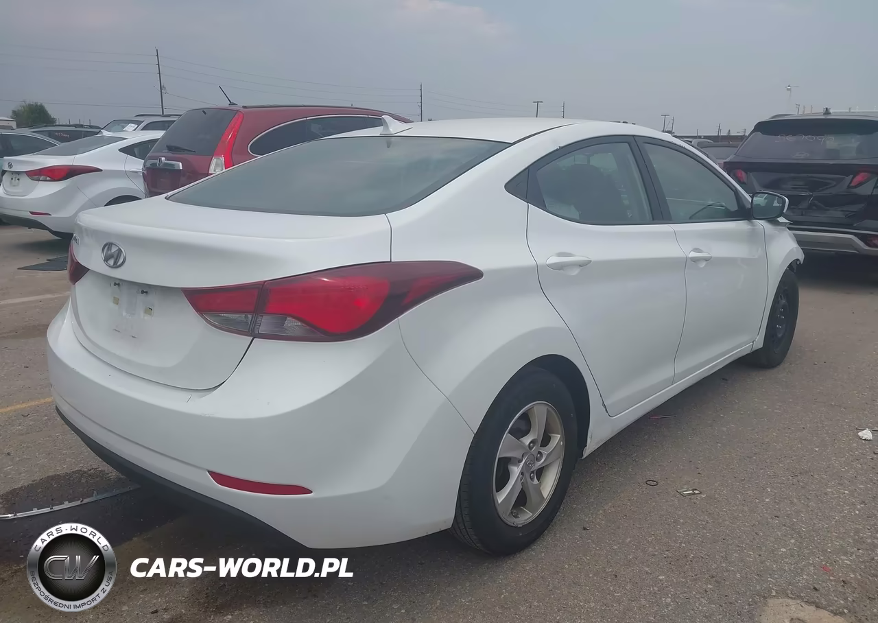 2015 Hyundai Elantra Se VIN:5NPDH4AE4FH600916 - 4