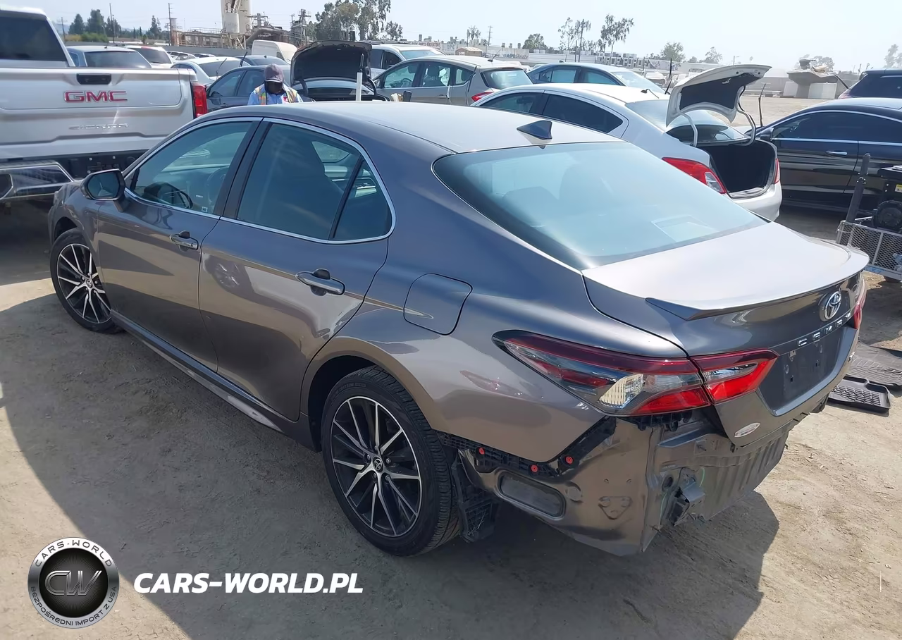 2022 Toyota Camry Se VIN:4T1G11AK8NU677004 - 3