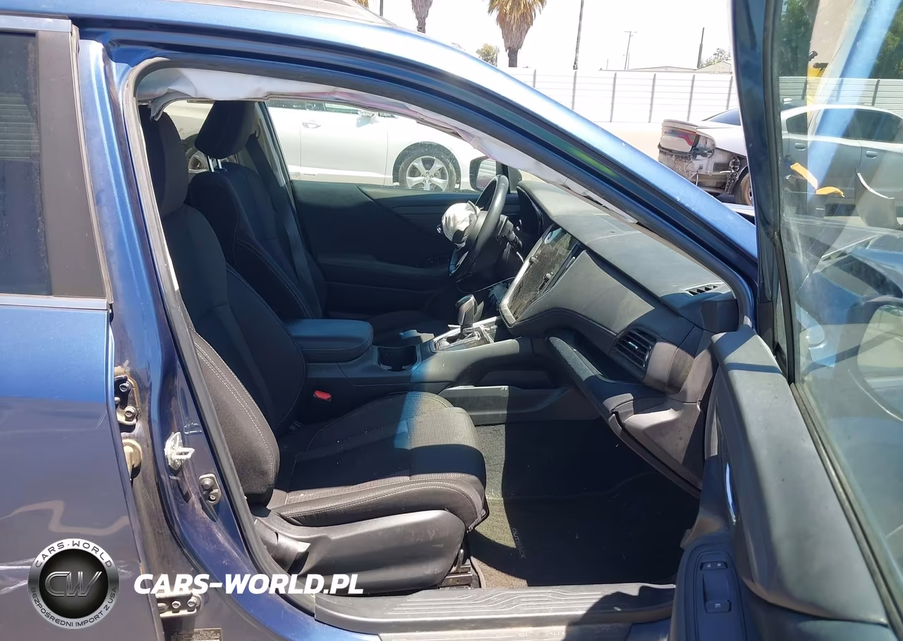 2020 Subaru Outback Premium VIN:4S4BTACC2L3250799 - 5
