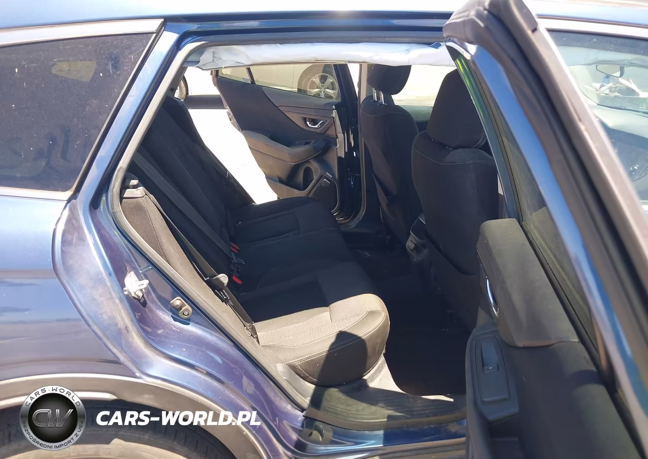 2020 Subaru Outback Premium VIN:4S4BTACC2L3250799 - 8