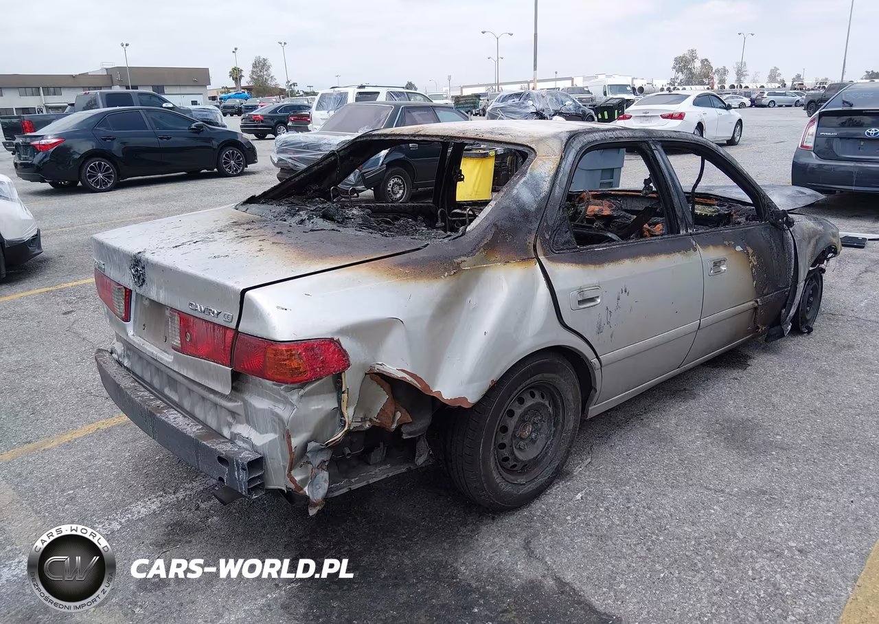 2000 Toyota Camry Ce VIN:4T1BG22K0YU710434 - 4