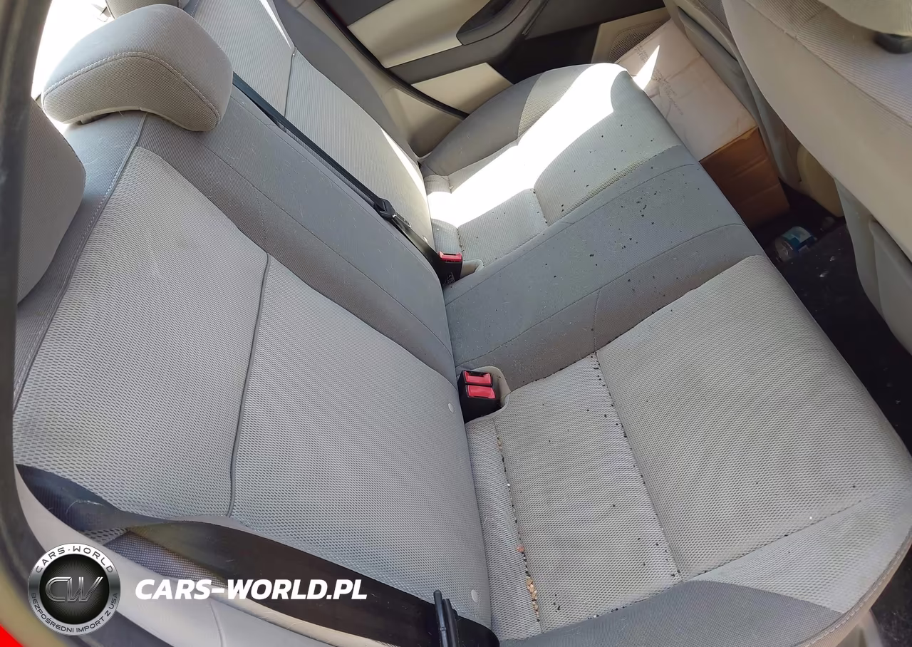 2013 Ford Focus Se VIN:1FADP3F28DL333614 - 8