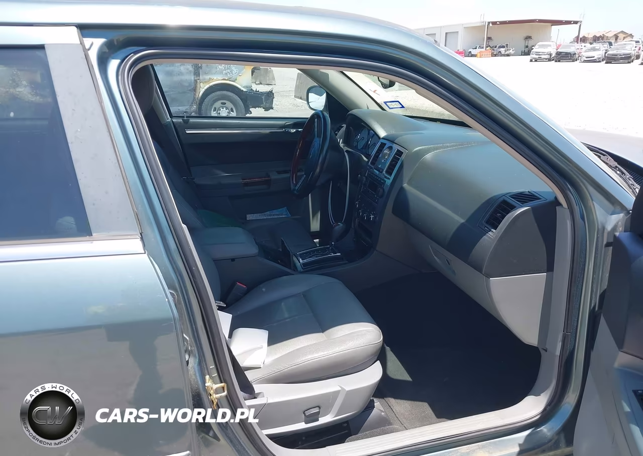 2005 Chrysler 300 Touring VIN:2C3JA53G95H124296 - 5