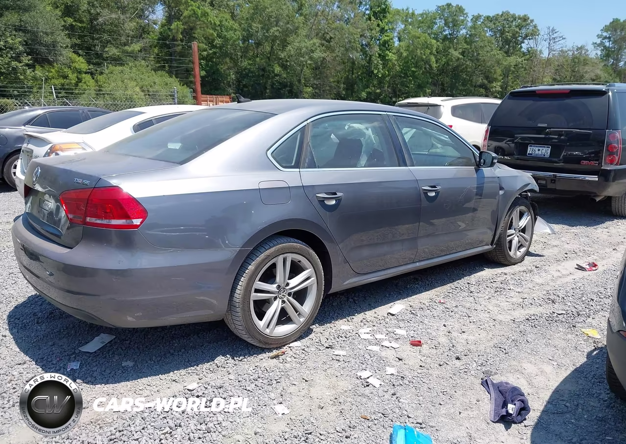 2014 Volkswagen Passat 1.8T Se VIN:1VWBS7A33EC092874 - 4