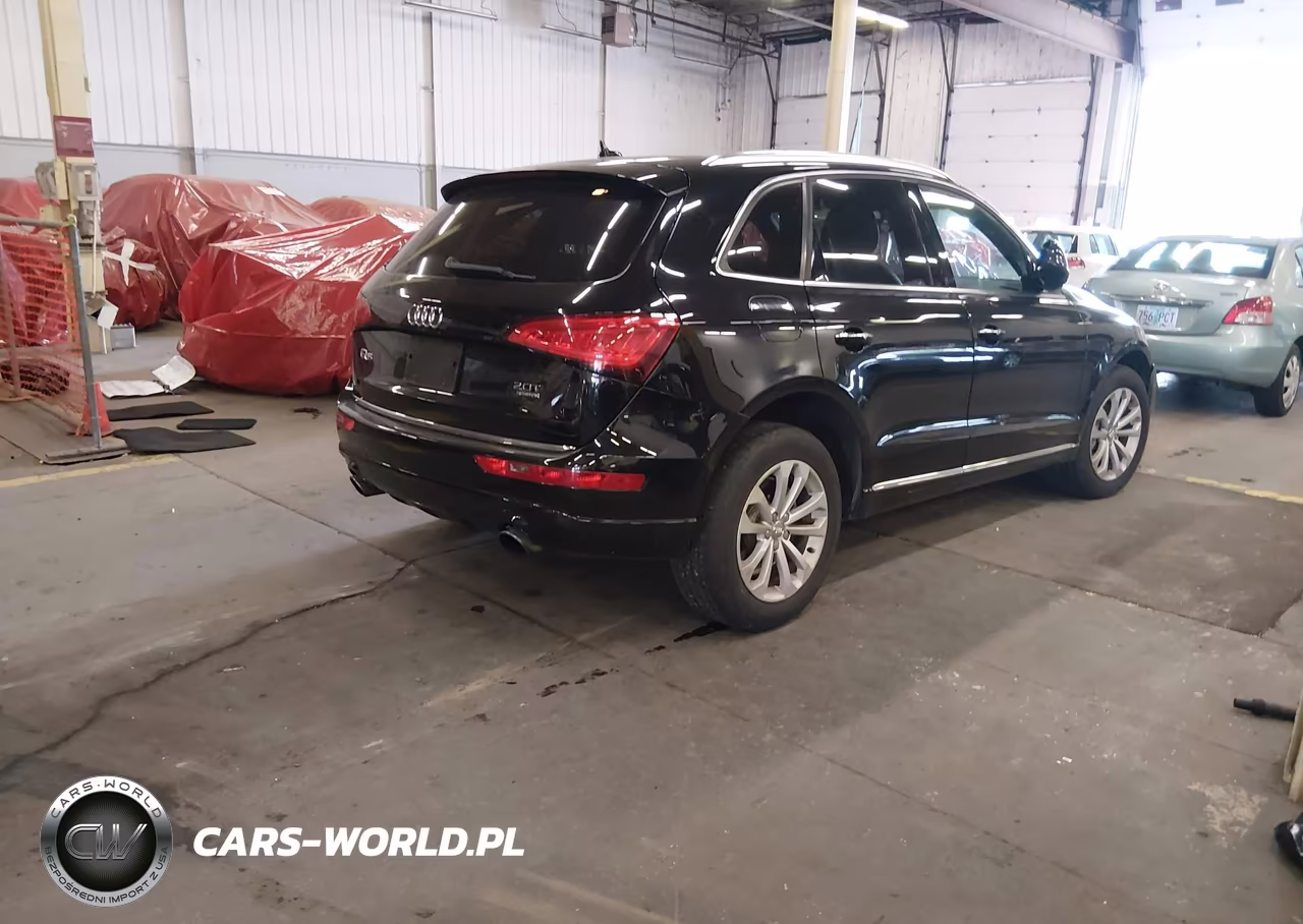 2016 Audi Q5 2.0T Premium VIN:WA1C2AFP3GA019366 - 4