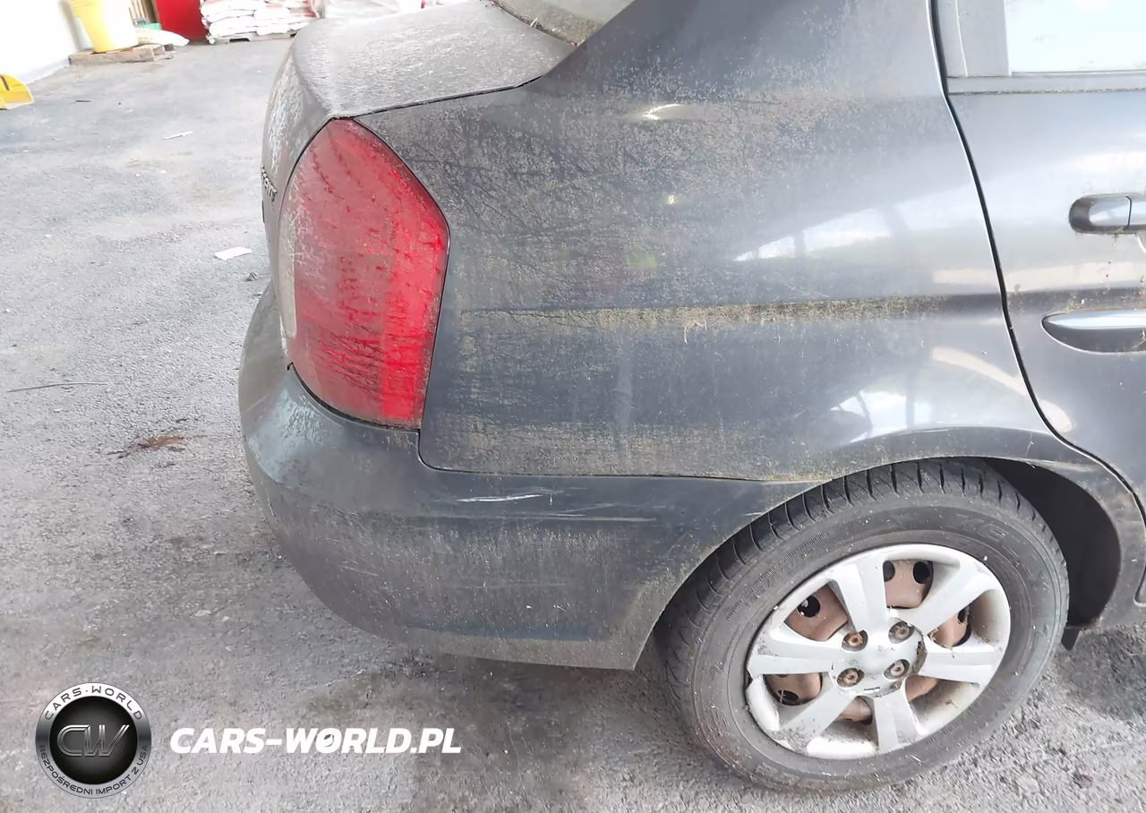 2007 Hyundai Accent Gls VIN:KMHCN46C87U156101 - 16