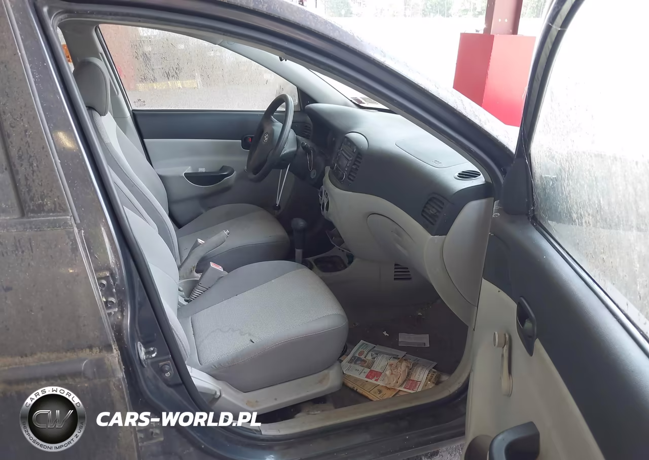 2007 Hyundai Accent Gls VIN:KMHCN46C87U156101 - 5