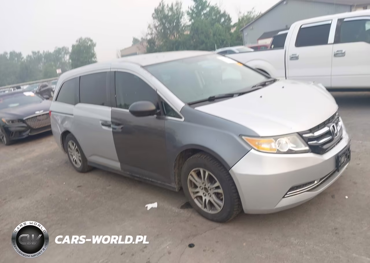 2014 Honda Odyssey Lx – zdjęcie 1 z 16