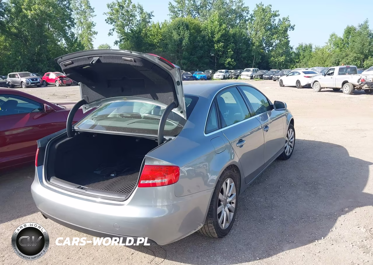 2010 Audi A4 2.0T Premium VIN:WAUFFAFL8AN044460 - 4