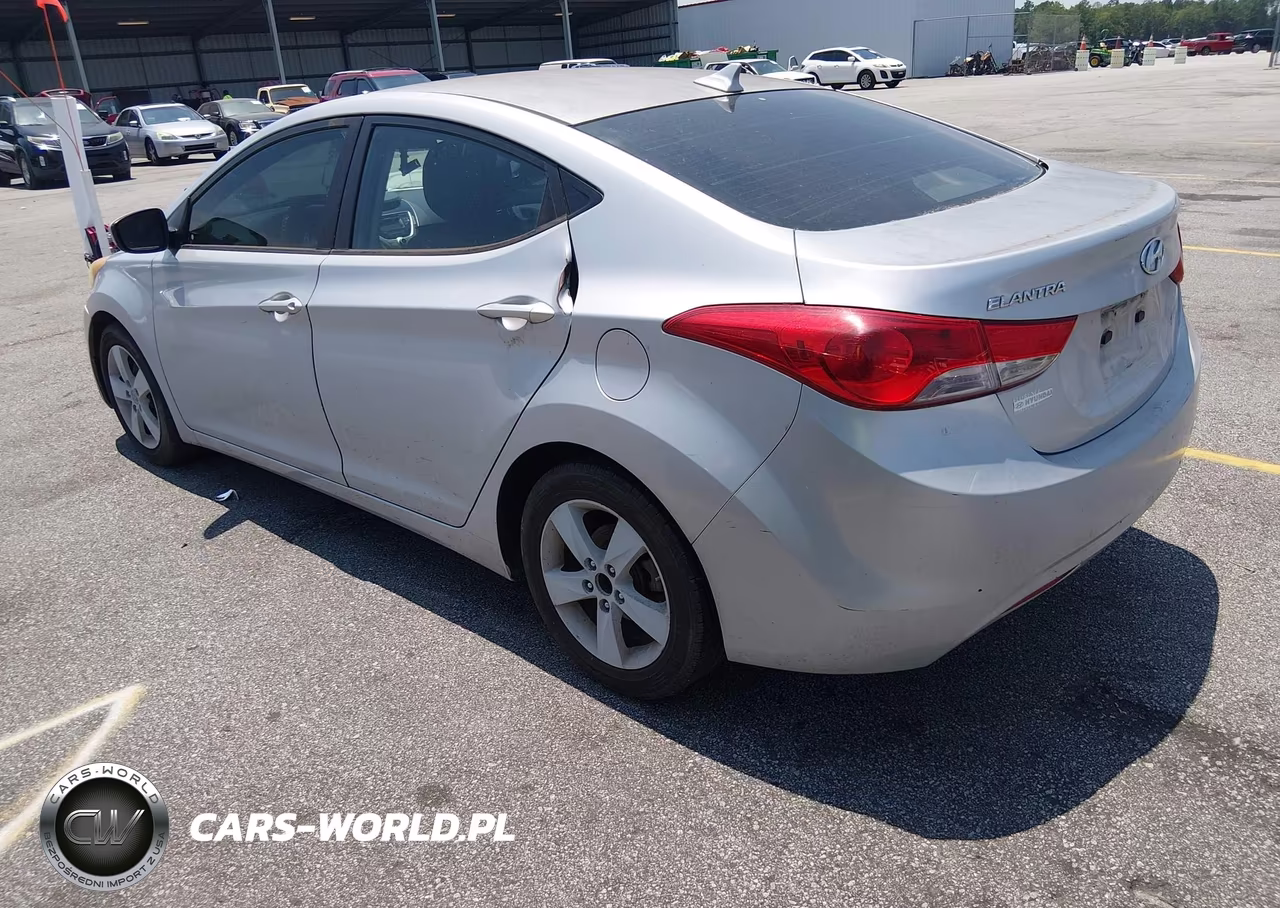 2012 Hyundai Elantra Gls VIN:5NPDH4AE9CH079090 - 3