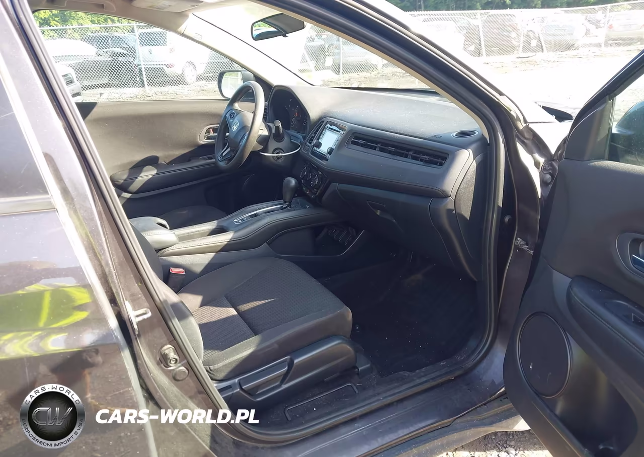 2018 Honda Hr-V Lx VIN:3CZRU6H36JG713005 - 5