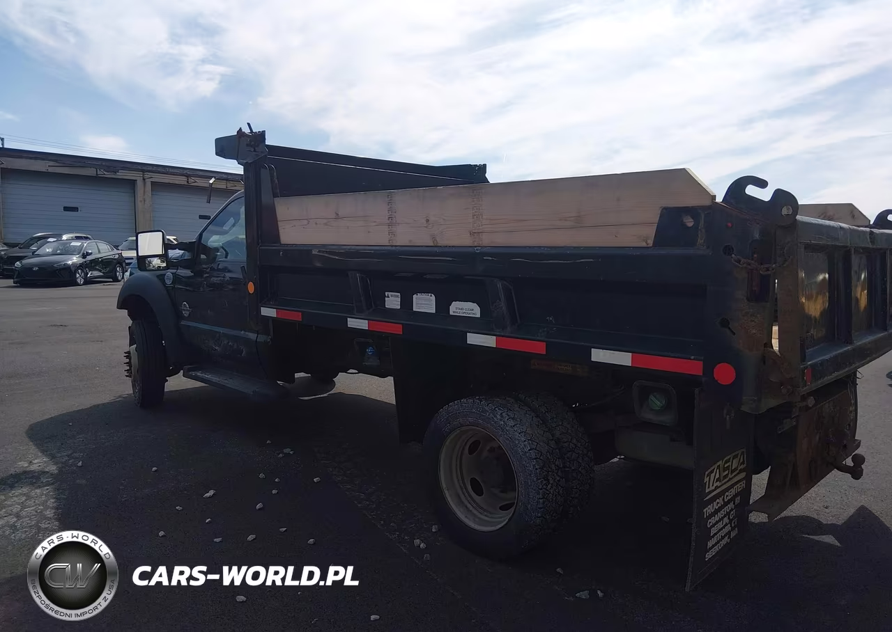 2016 Ford F-550 Chassis Xl-Xlt VIN:1FDUF5HT8GEC37176 - 3