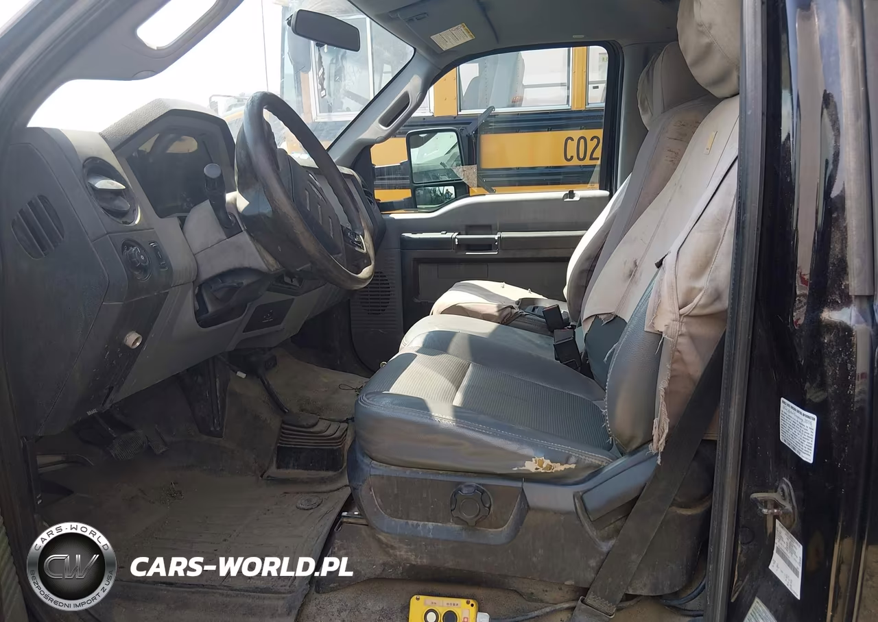 2016 Ford F-550 Chassis Xl-Xlt VIN:1FDUF5HT8GEC37176 - 6