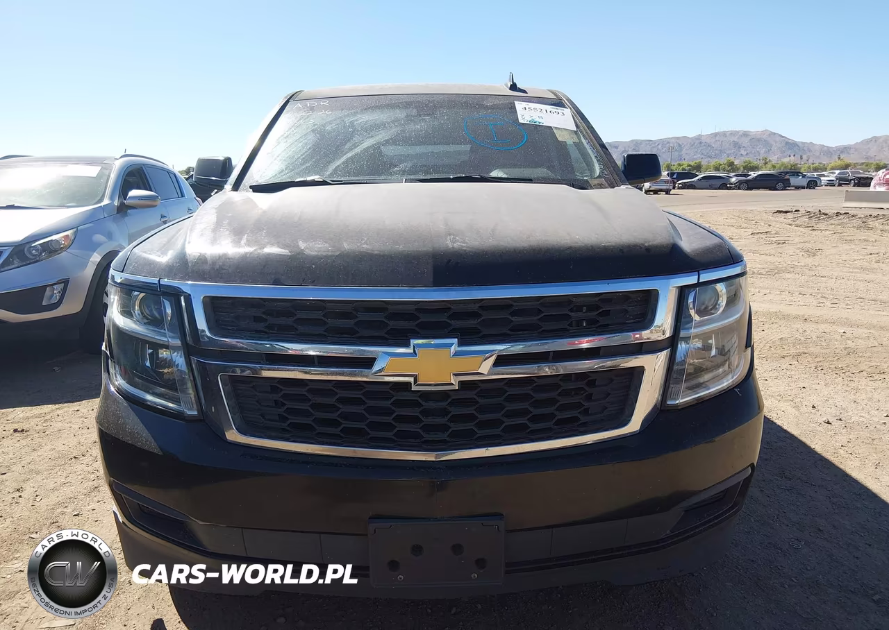 2017 Chevrolet Suburban Ls VIN:1GNSKGKC8HR117777 - 6