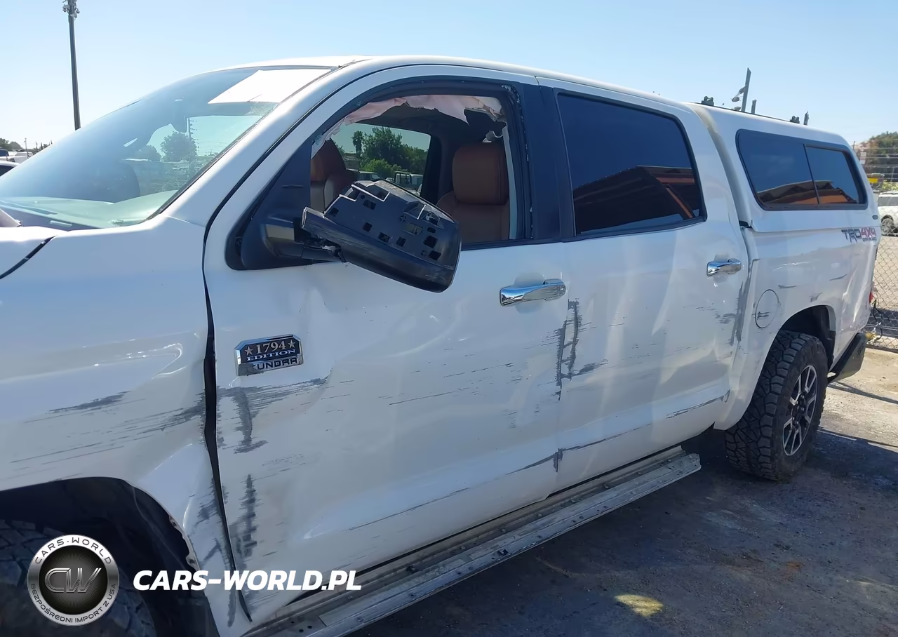 2017 Toyota Tundra 1794 5.7L V8 VIN:5TFAY5F1XHX649396 - 13