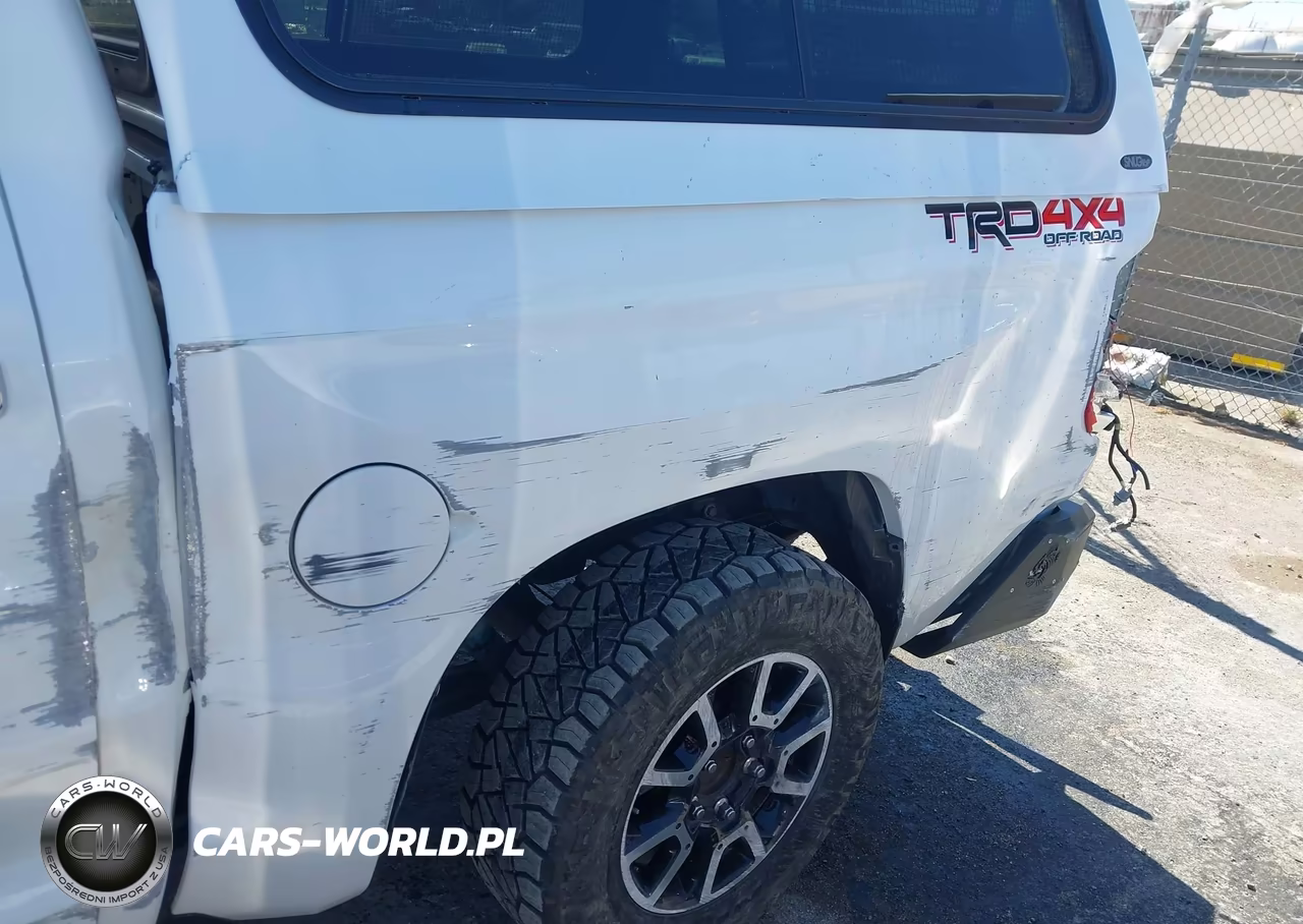 2017 Toyota Tundra 1794 5.7L V8 VIN:5TFAY5F1XHX649396 - 16