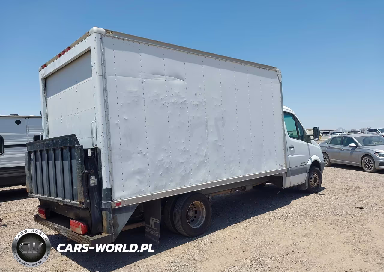 2007 Dodge Sprinter 3500 VIN:WDXPF445579340057 - 4