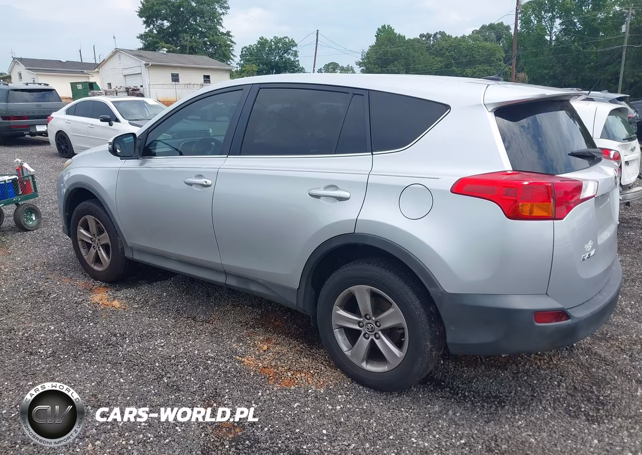 2015 Toyota Rav4 Xle VIN:2T3WFREV9FW230609 - 3